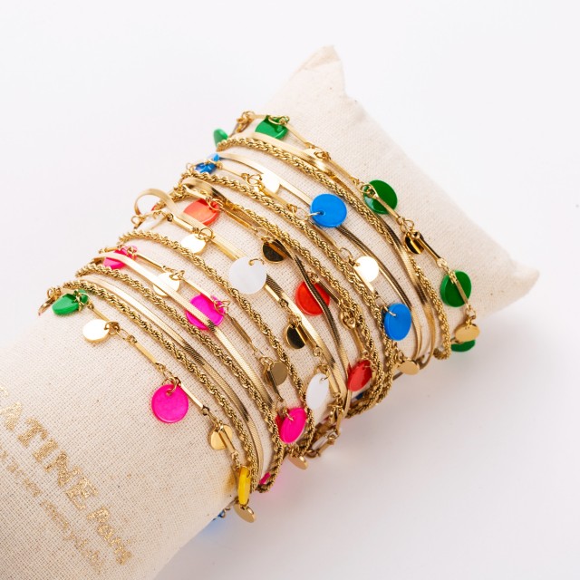 Multi-Row Bracelet with Colored Mother-of-Pearl Tassel 