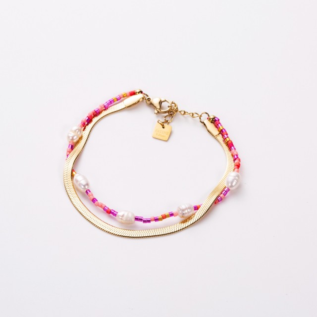 Multirang Bracelet with Mother-of-Pearl and Miyuki Color:Fuchsia Pink