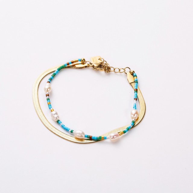 Multirang Bracelet with Mother-of-Pearl and Miyuki Color:Blue