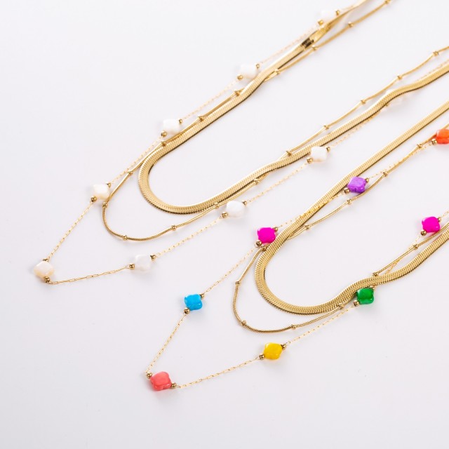 Multi Rows Necklace with Colored Nacre Clover 