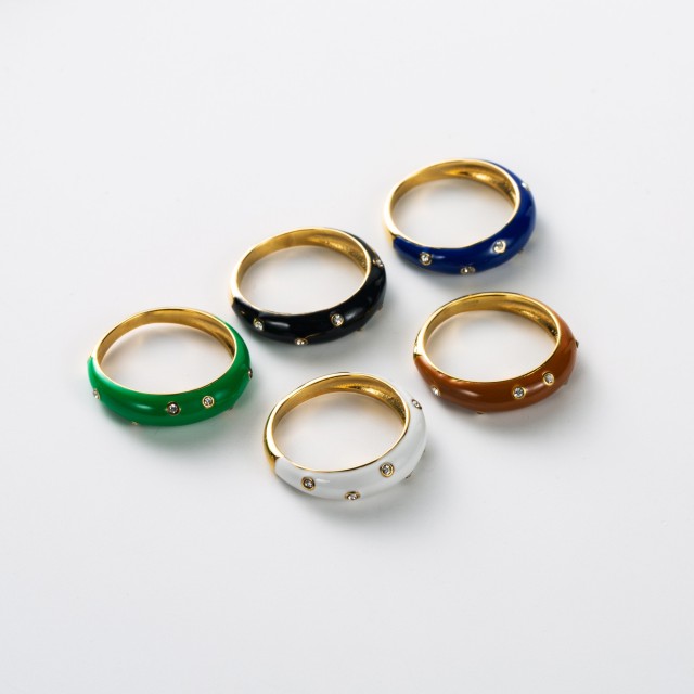 Colored Ring with Asymmetrical Strass 