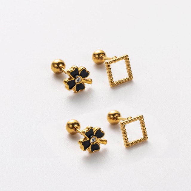 Pearled Square and Black Clover Piercing 