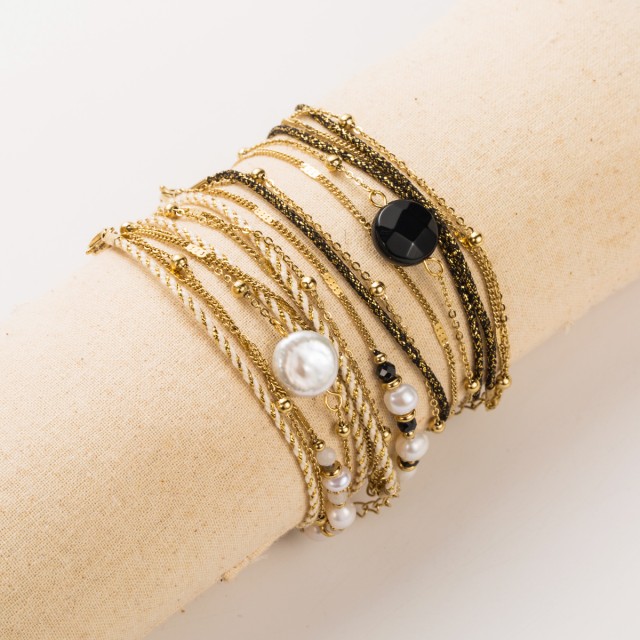 Bracelet Perles d'Eau Douce avec Pampille Marguerite