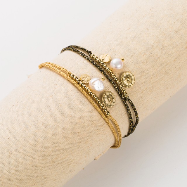 Bracelet Tissu Brillant Perle de Nacre et Marguerite 