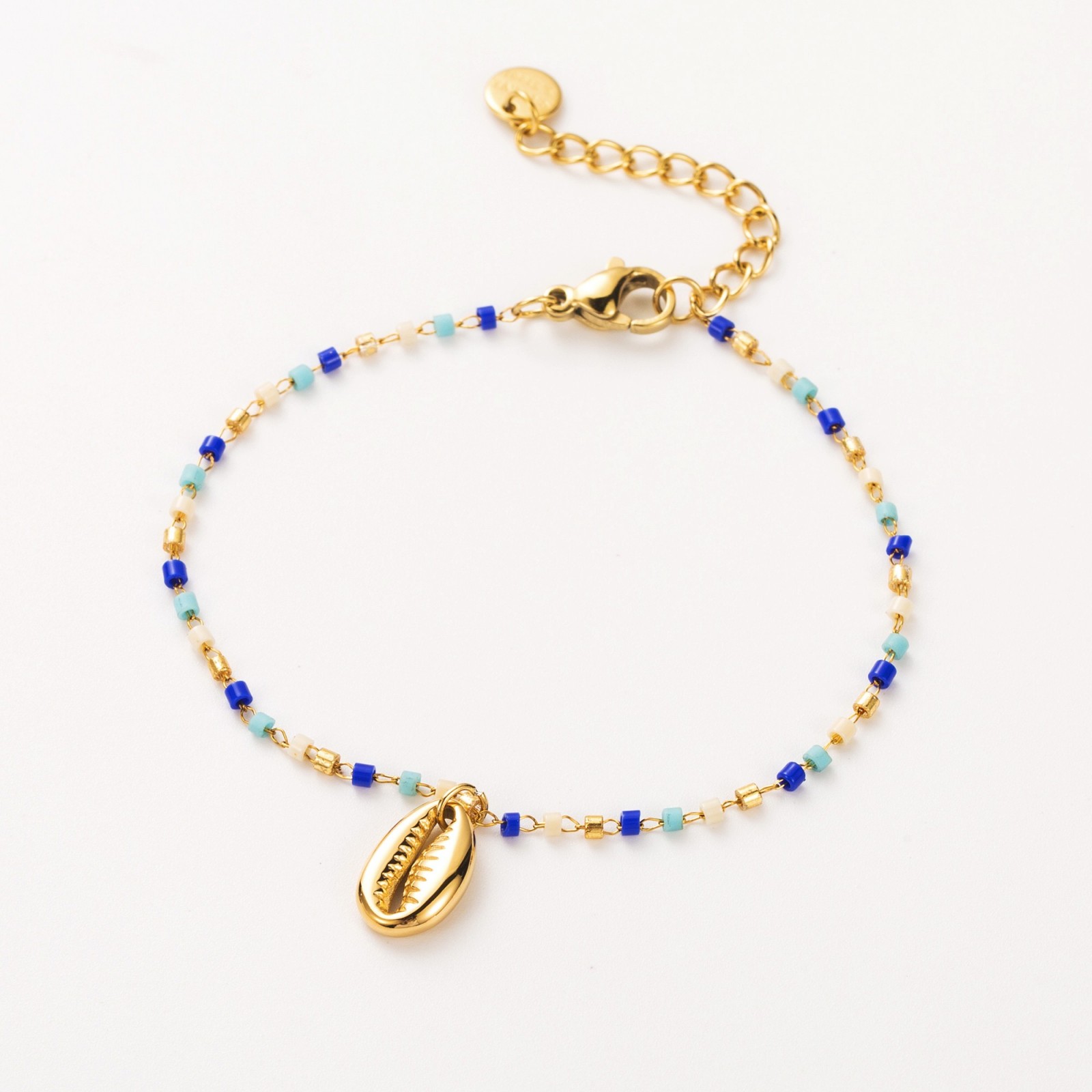 Bracelet Perles Heishi et Pendentif Caurie Couleur:Bleu Royal