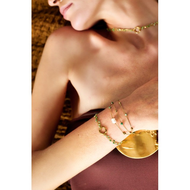 Bracelet Multi-Rang de Mailles Fines avec Perles de Nacre et Pierre Naturelle